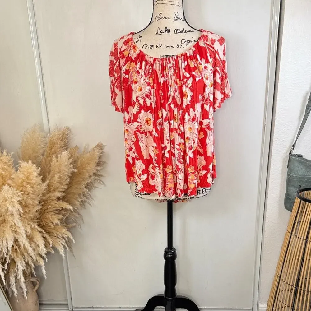 Free People Baja Babe  Floral Cold-Shoulder Red Top size Medium
